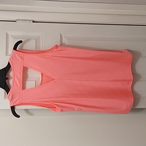 RBX pink exercise top - Picture 2 of 4